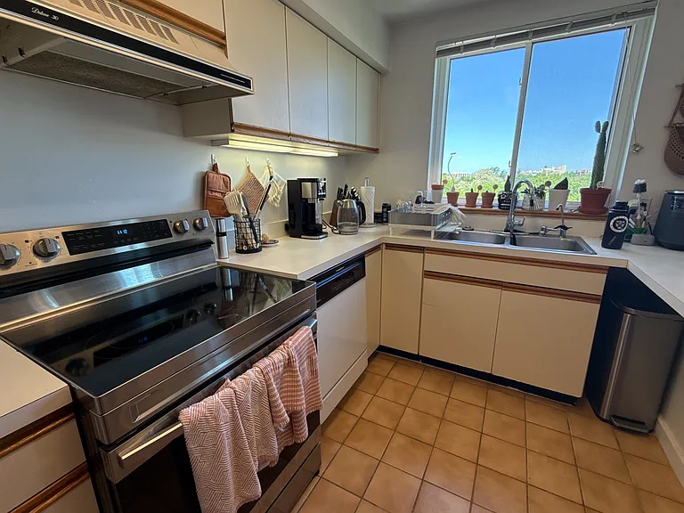 332 Franklin St #700 — Photo 12