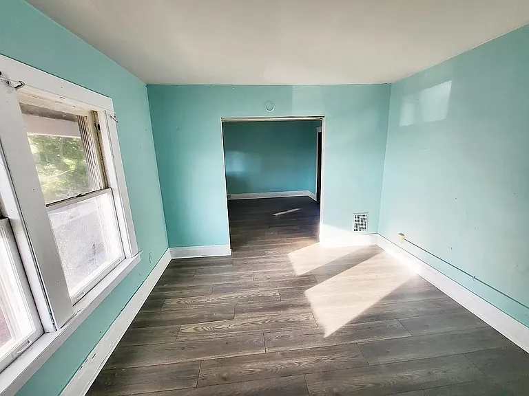 543 22nd St #2 — Photo 12