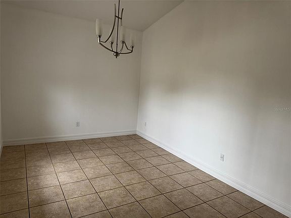 4th image of 7202 N GLEN AVENUE