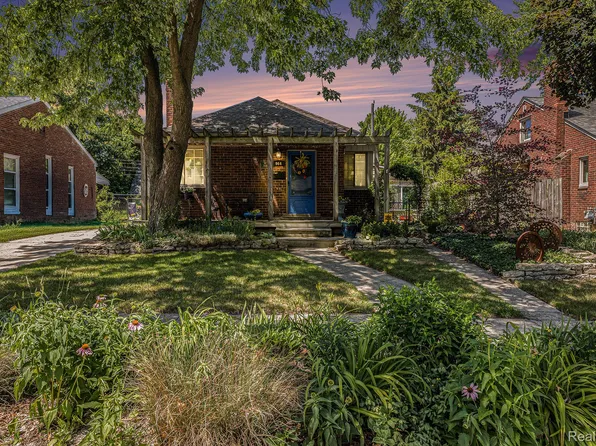 964 W Marshall St, Ferndale, MI 48220