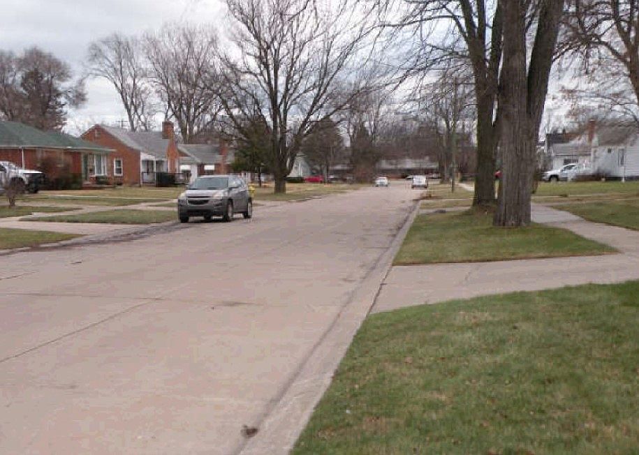 2nd image of 23610 E Scott Blvd