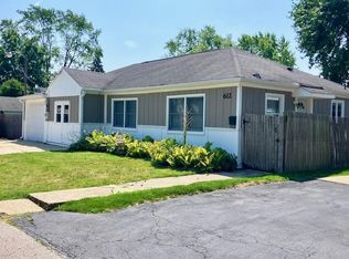 612 E Division St, Lockport, IL 60441