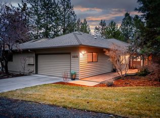2812 Golf Course Dr, Bend, OR 97703