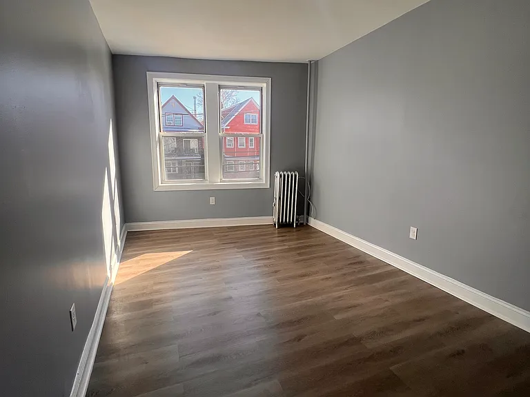 733 Avenue A #1 — Photo 4