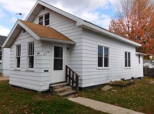 609 N State St, Merrill, WI 54452