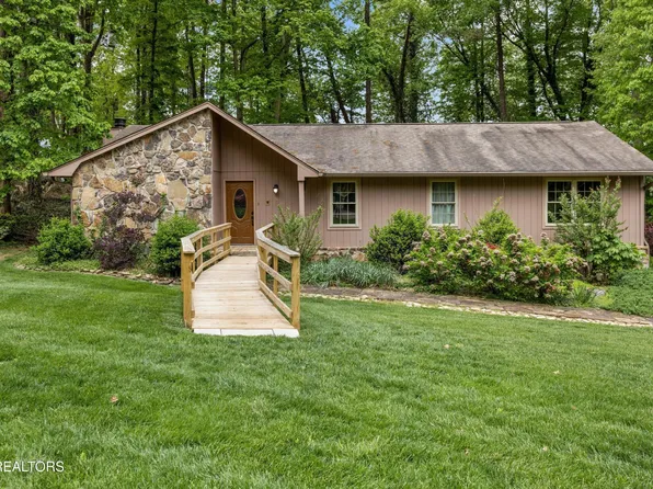 521 Echo Valley Rd, Knoxville, TN 37923