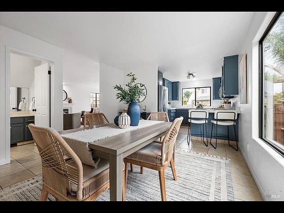 3rd image of 314 Michael Dr