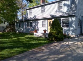 6 Sheehan Ter, Rockport, MA 01966