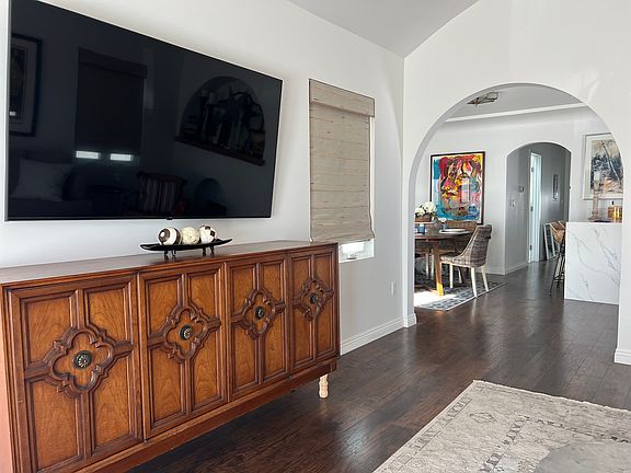 living room to kitchen