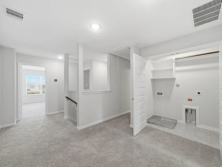 7116 Elgin St — Photo 22