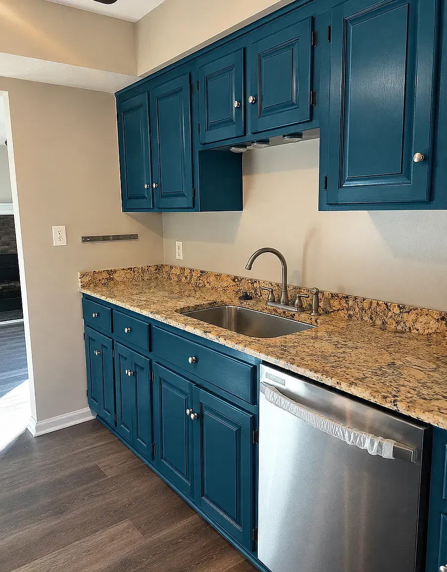 3 bed, 1.5 bath, 1264 sqft, $2,050 — Photo 4