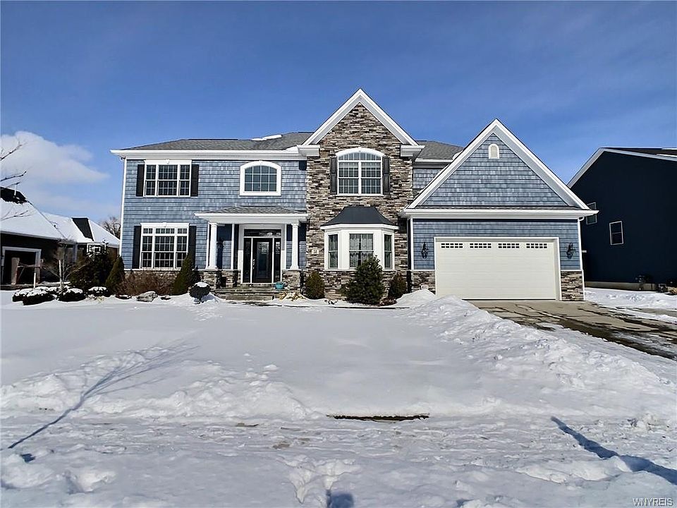 1st image of 34 Ashdale Cir
