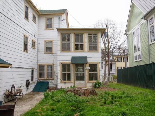 304 W German, 304 W German St APT 100, Shepherdstown, WV 25443