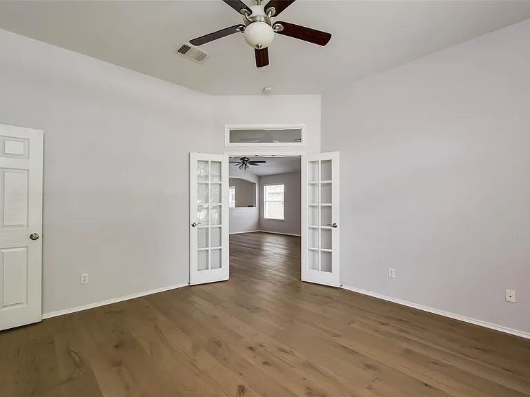 3108 Lynnbrook Dr — Photo 9