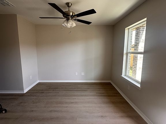 4th image of 604 S 16th St #5