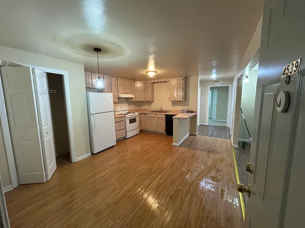 4539 Washington Dr, Lewiston, NY 14092