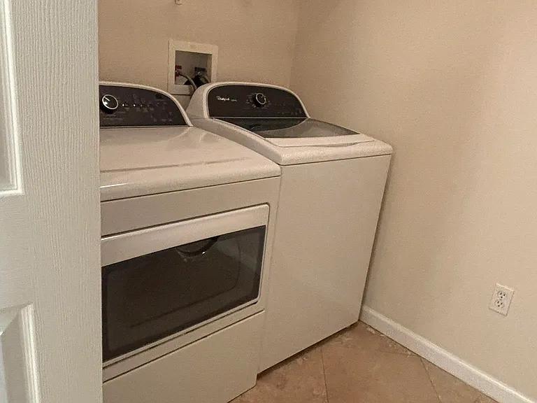 2801 Chancellorsville Dr #312 — Photo 21