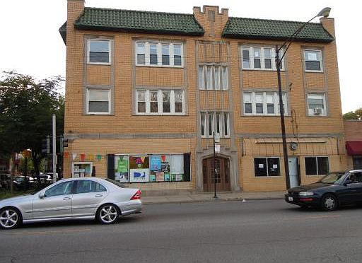 1st image of 4006 W Wellington Ave #2