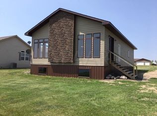 108 Sandy Ln, Devils Lake, ND 58301
