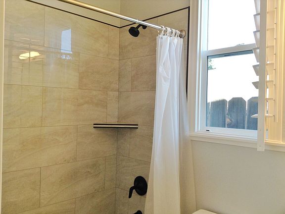 4th image of 1791 Cerra Vista Dr #200