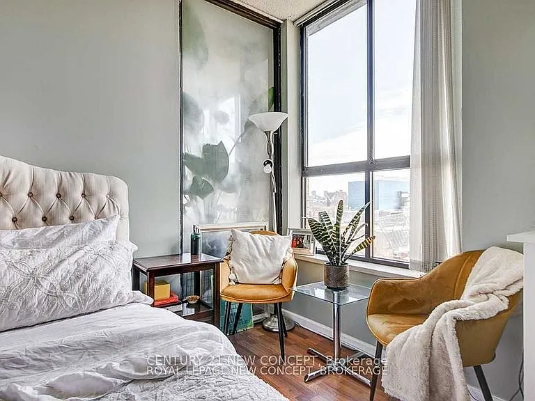 195 Saint Patrick St #Penthouse 4B — Photo 3