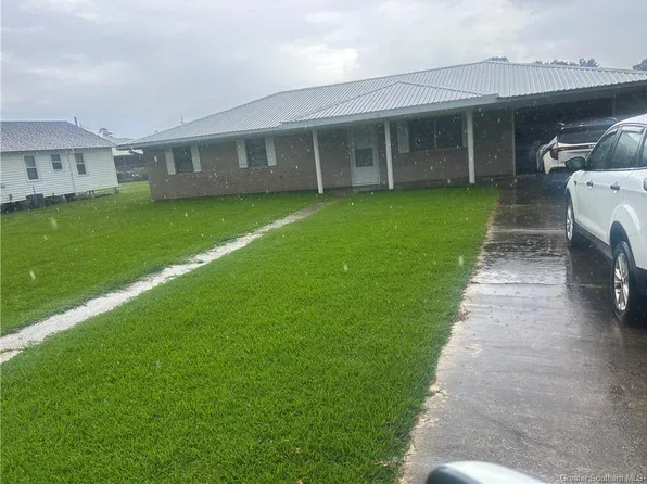 518 Naebers St E, Welsh, LA 70591