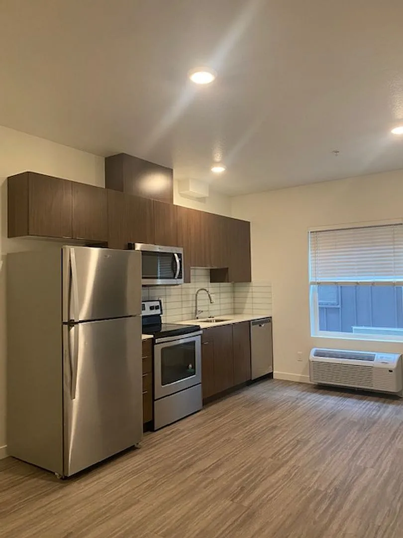 Building Photo - Jessup Place - 15plex