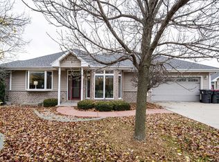 131 Deer Xing, Johnson Creek, WI 53038