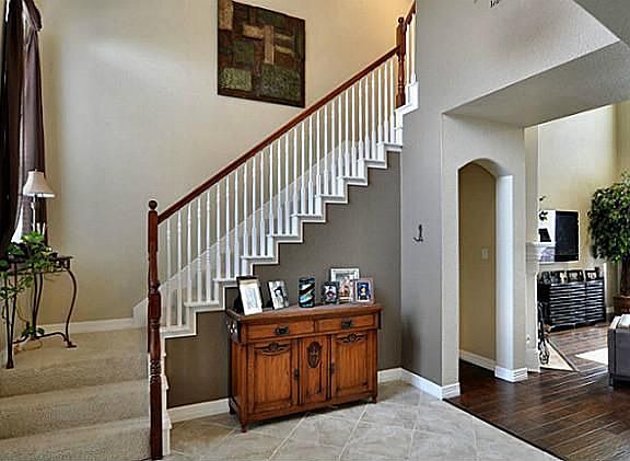 2nd image of 4436 White Rock Ln