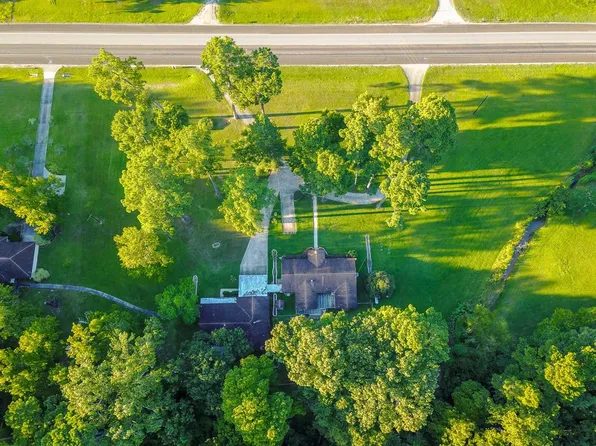 8928 Us Highway 190 E, Livingston, TX 77351