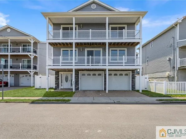108 N Rosewell Ave, South Amboy, NJ 08879