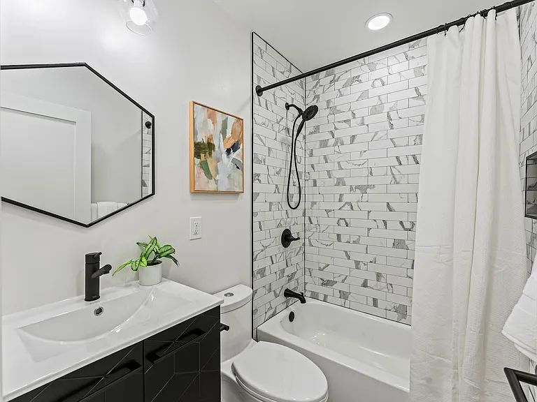 4320 7th St NW #2 — Photo 22