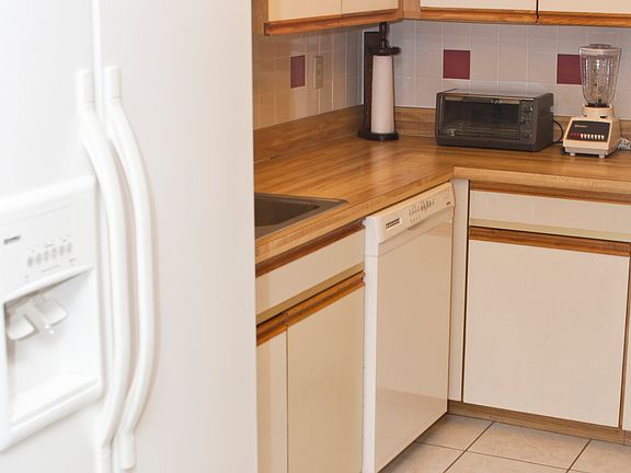 3rd image of 2090 N Atlantic Ave APT 404