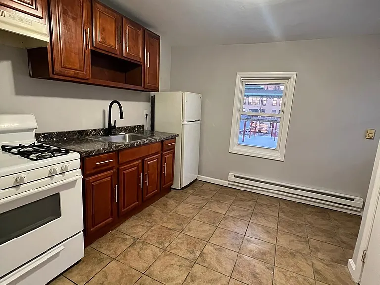 1 Bedroom at 46 Parkhurst St #3, Newark NJ — photo 1