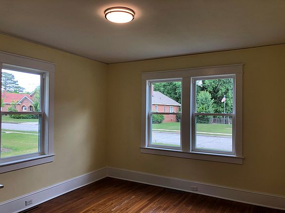 4th image of 528 Bolt Ave