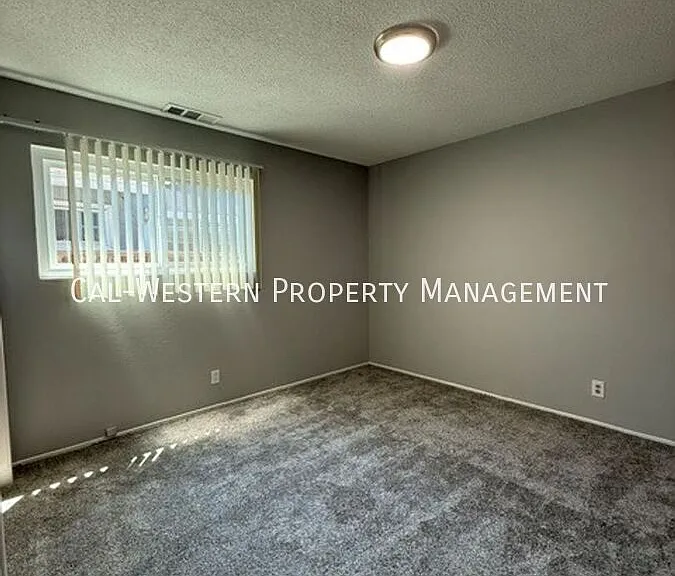 2615 Pendragon Ln — Photo 9