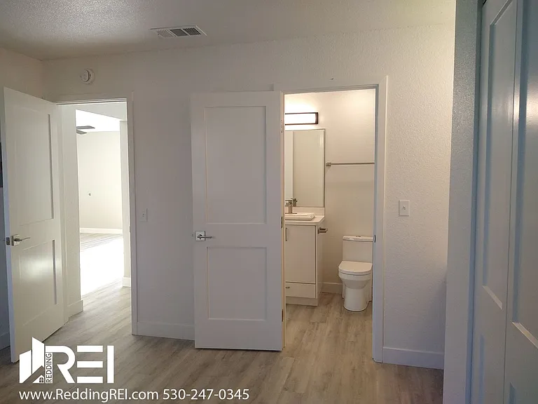 1566 Bramble Pl — Photo 4