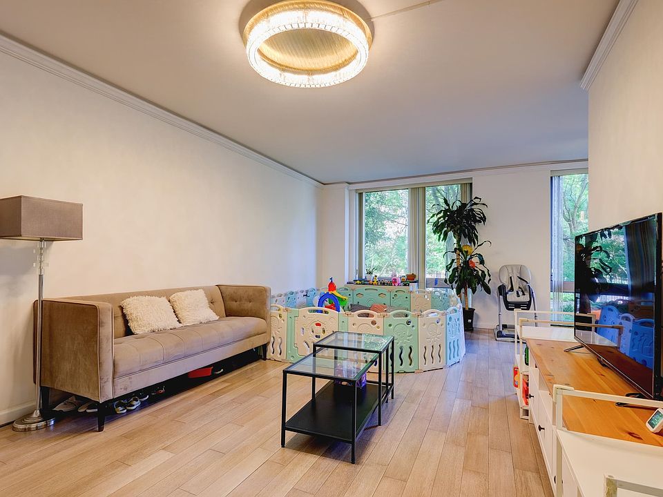 1st image of 25 Hudson St APT 210