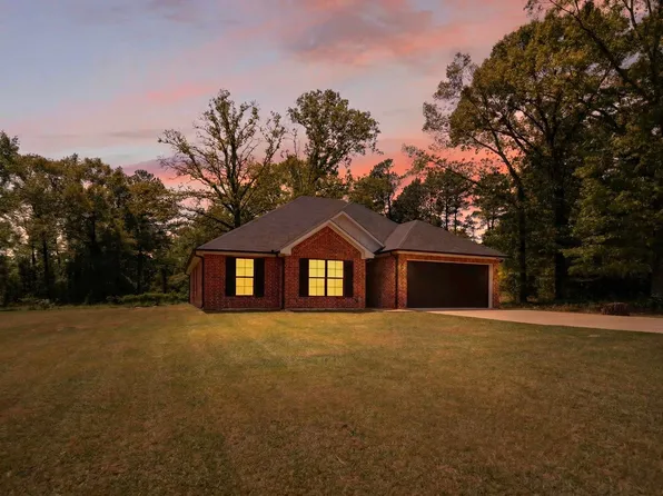 18310 Timber Oaks Dr, Lindale, TX 75771