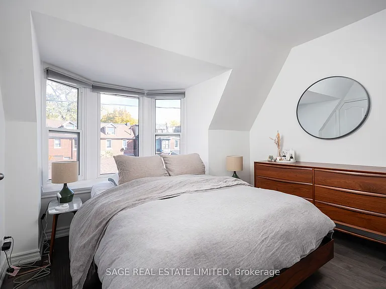 28 Macklem Ave — Photo 16