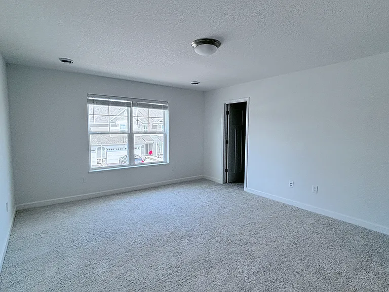 10692 Wiles Way — Photo 14