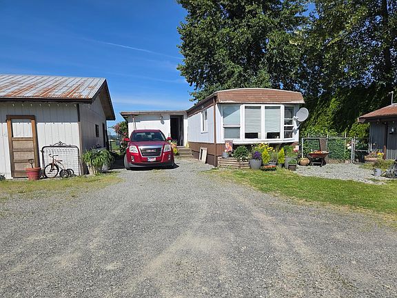 2nd image of 34561 Fore Rd