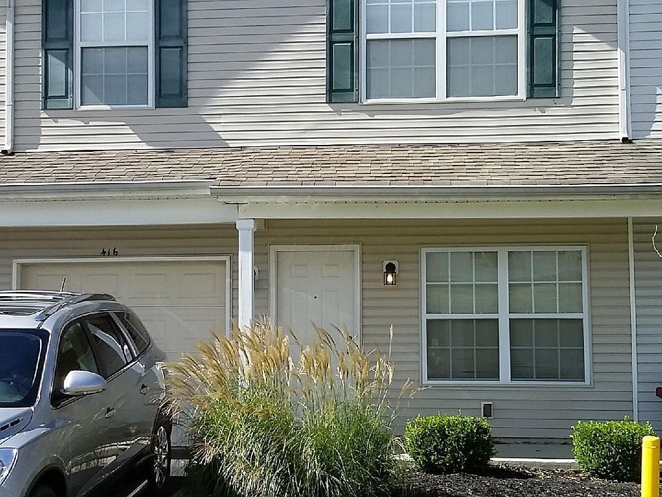 1st image of 412 Fullers Cir