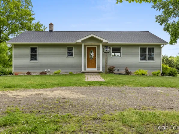 13190 Peach Ridge Ave NW, Kent City, MI 49330