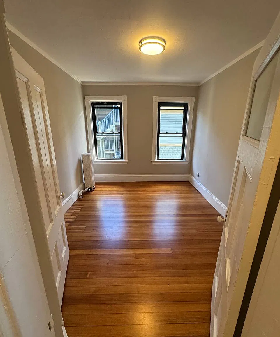 6 Pleasant Ave — Photo 2