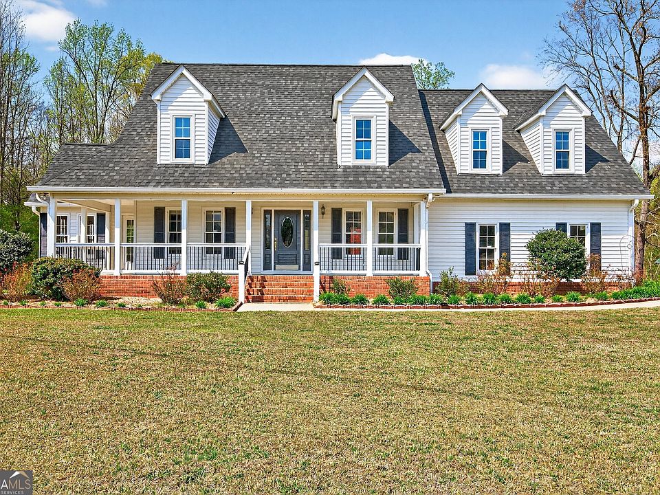 1st image of 105 Crabtree Rd