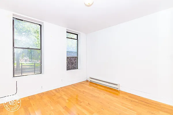 Rented by MySpaceNYC | media 34
