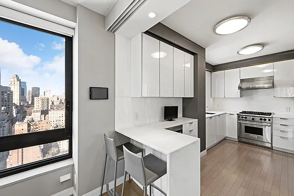 Sold by SERHANT. | media 34