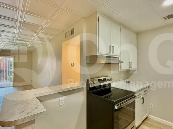 5525 E Thomas Rd, Phoenix, AZ