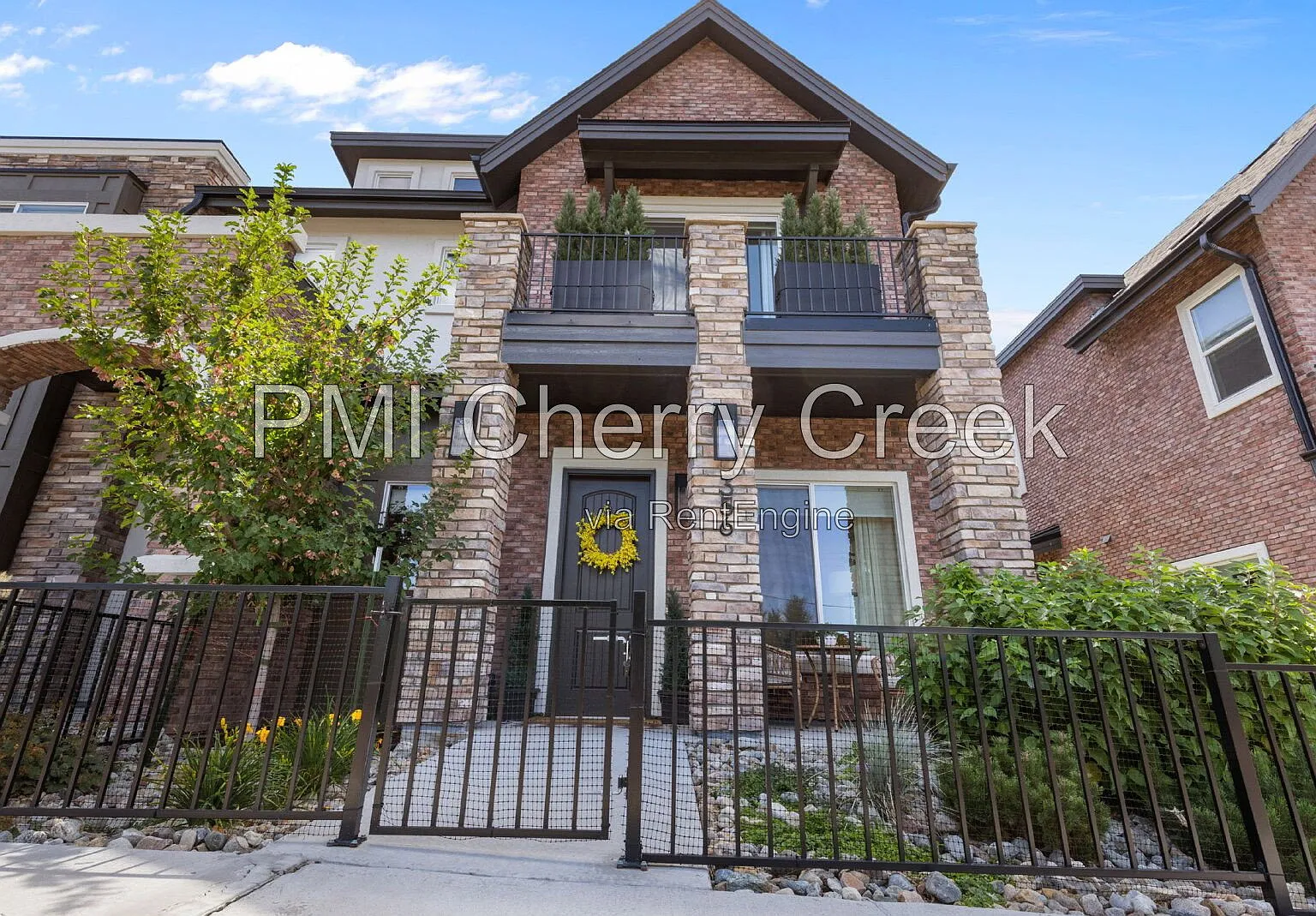 3 bed, 2.5 bath, 1688 sqft, $3,395 — Photo 1